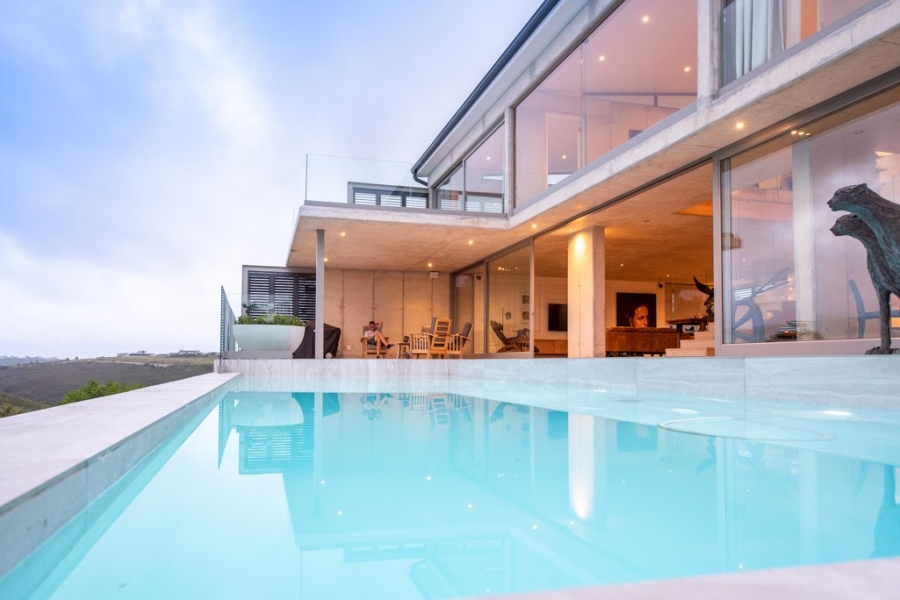 4 Bedroom Property for Sale in Oubaai Western Cape